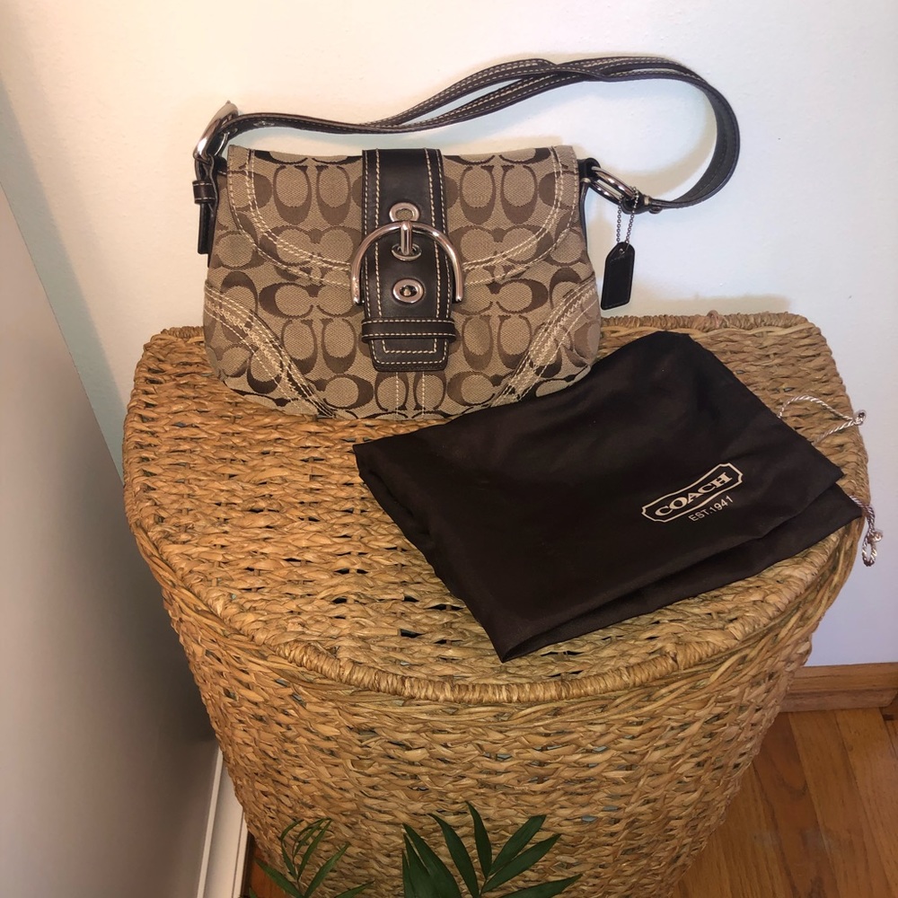 COACH PURSE!!!